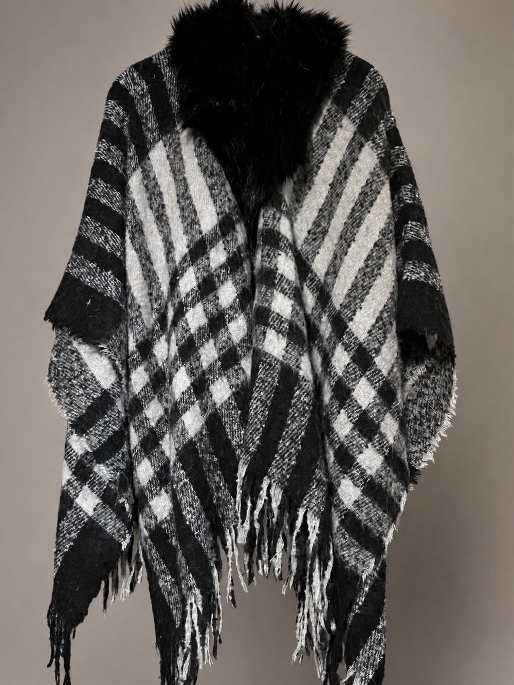 Black and Gray Plaid Fringe Poncho with Fauxe Fur Collar Rustic style